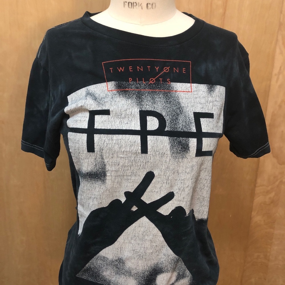 Twenty One Pilots Tee